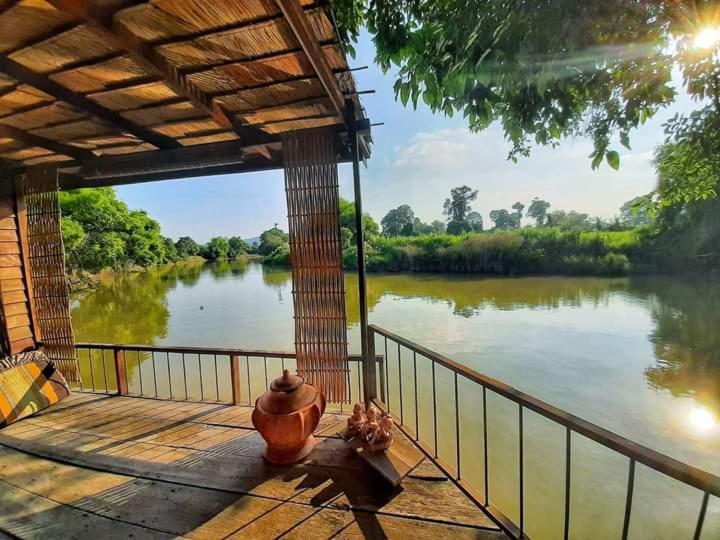 Rustic​ Charm​ Suphan​ Ban Tha Pong Exterior foto