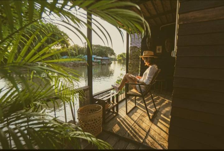 Rustic​ Charm​ Suphan​ Ban Tha Pong Zimmer foto